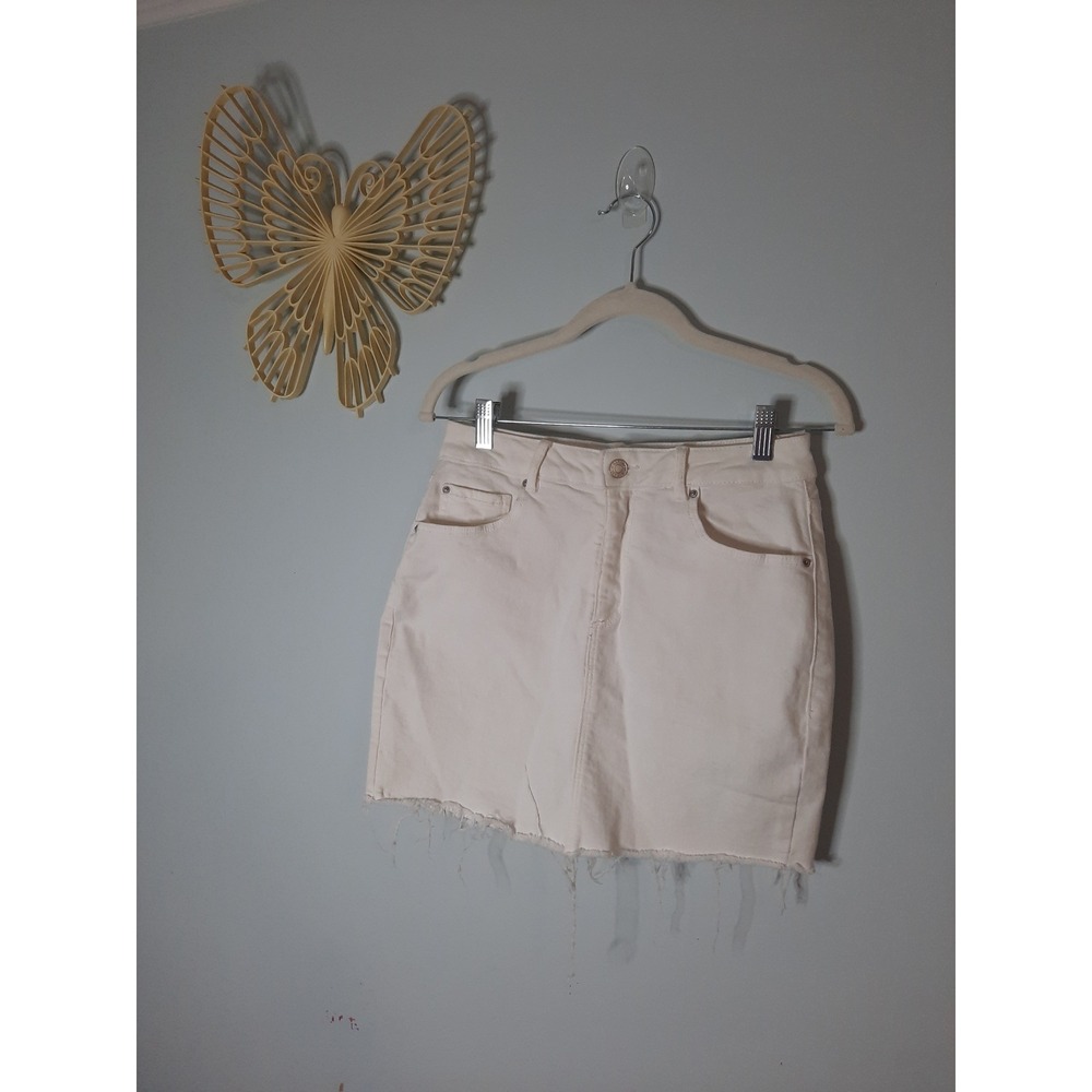 Garage White Denim Mini Skirt Raw Hem‎ High Waisted Size Small